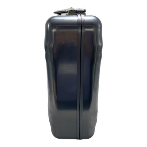 ZERO HALLIBURTON (ゼロ ハリバートン) アタッシュケース シルバーブルー