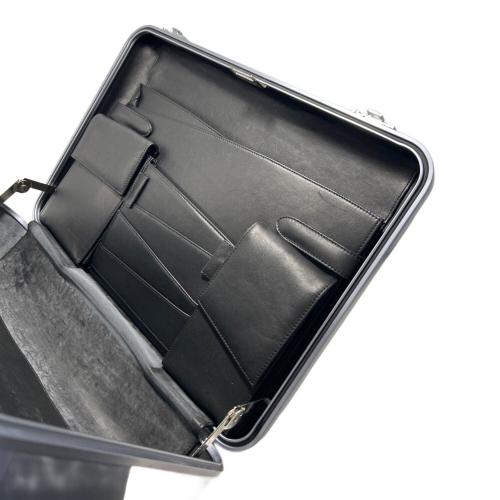 ZERO HALLIBURTON (ゼロ ハリバートン) アタッシュケース シルバーブルー