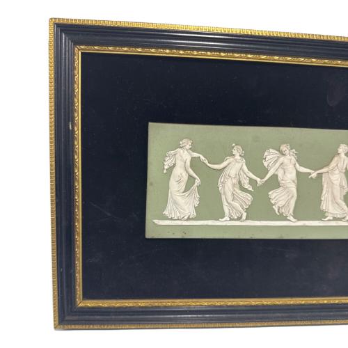 Wedgwood (ウェッジウッド) 陶額 ジャスパー “DANCING HOURS”