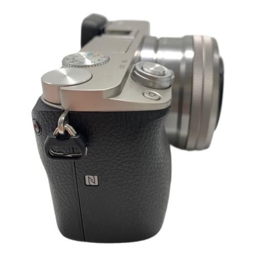 SONY (ソニー) デジタル一眼レフカメラ ILCE-6000 ダブルズームレンズキット α6000 キズ有