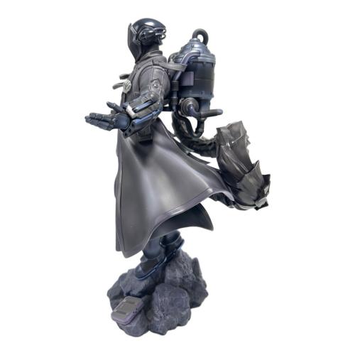フィギュア ※キズ・スレ有/LED発光動作未確認 劇場版メイドインアビス-深き魂の黎明- 黎明卿ボンドルド
