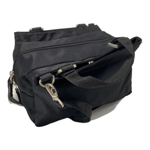 Panasonic (パナソニック) ミラーレスデジタル一眼カメラ DMC-GF6 2013年発売モデル