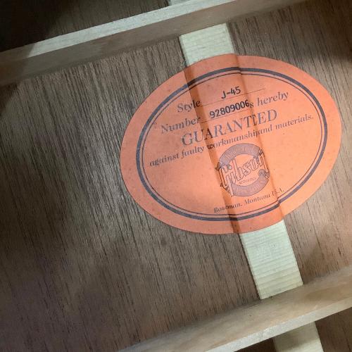 GIBSON (ギブソン) エレアコギター J-45 1999年製年製 ピックアップ搭載(FISHMAN Acoustic Matrix NATURAL I) 白ボタン独立ペグ