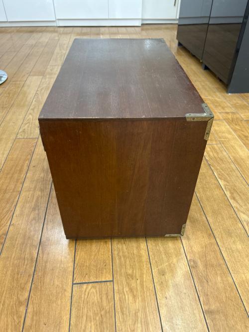 回転式隠し扉 アルコールキャビネット