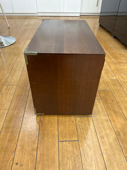 回転式隠し扉 アルコールキャビネット