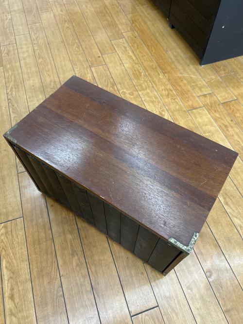 回転式隠し扉 アルコールキャビネット