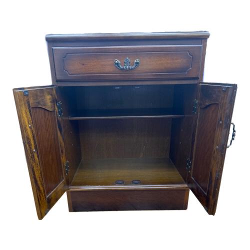 karimoku (カリモク) キャビネット  ブラウン コロニアル