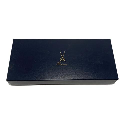 Meissen (マイセン) プレート 波の戯れホワイト