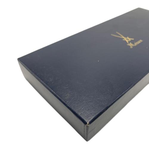 Meissen (マイセン) プレート 波の戯れホワイト