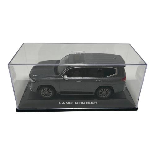 TOYOTA (トヨタ) ランドクルーザー 1/30 ダイキャスト製 ミニカー