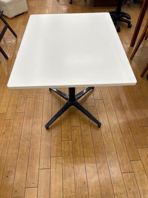 Vitra (ヴィトラ) ダイニングテーブル 404 ホワイト Bistro