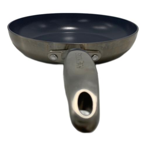 GREENPAN フライパン 24cm/USED シルバー