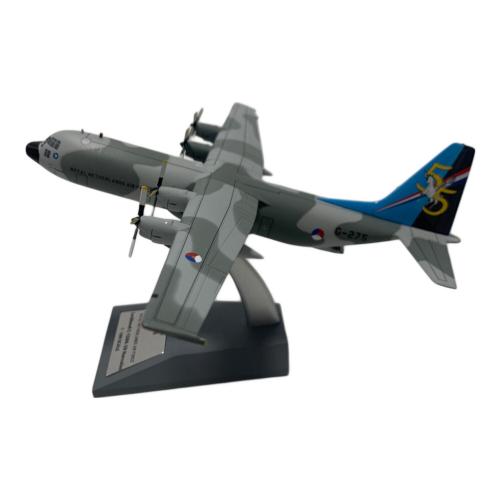 Lockheed C-130H-30Hercules INFLIGHT 200 模型