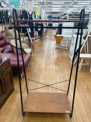 niko and ... FURNITURE & SUPPLY (ニコアンド ファニチャーアンドサプライ) ハンガーラック  ブラウン×ブラック