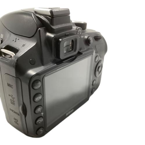 Nikon (ニコン) 一眼レフカメラ D3200 レンズのみ付属
