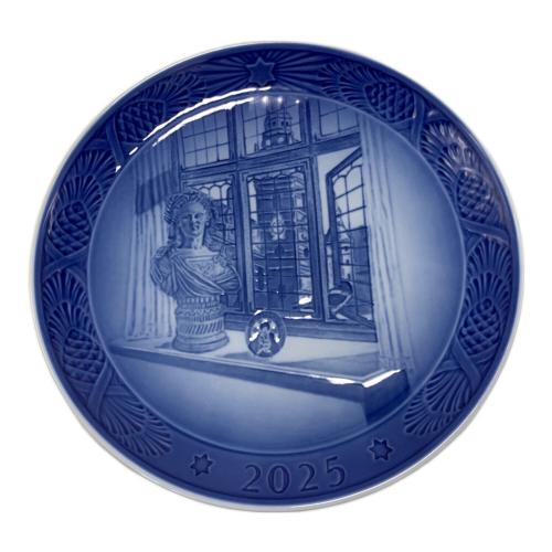 ROYAL COPENHAGEN (ロイヤル・コペンハーゲン) イヤープレート ジュリアン マリー皇太后