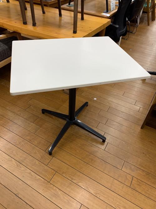 Vitra (ヴィトラ) ダイニングテーブル ホワイト Bistro