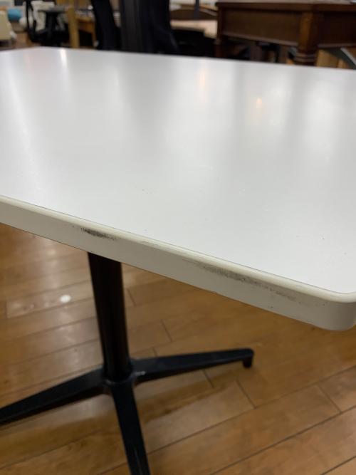 Vitra (ヴィトラ) ダイニングテーブル ホワイト Bistro