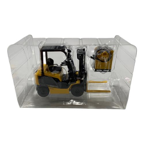 KOMATSU (コマツ) 電動フォークリフト モデルカー FE25G-2 1/24 スケールモデル