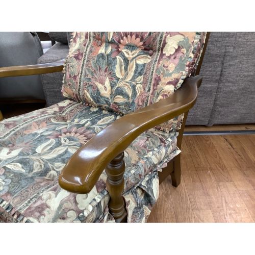 キツツキ 一人掛けアームチェア ブラウン