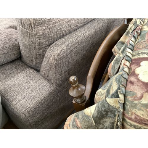 キツツキ 一人掛けアームチェア ブラウン