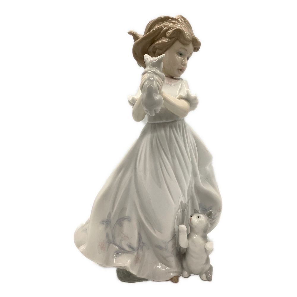 LLADRO (リヤドロ) フィギュリン 可愛い子猫 6941 2003 EVENTS