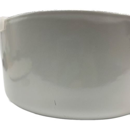 LE CREUSET (ルクルーゼ) 両手鍋 ホワイト USED 18cm｜トレファクONLINE