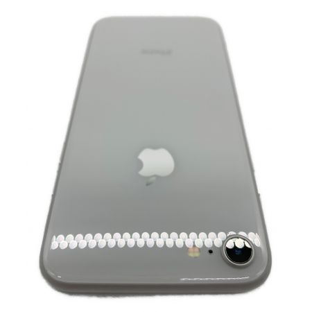 Apple (アップル) iPhone8 MQ792J/A au(SIMロック解除済) 64GB バッテリー:Cランク(78%) 程度:Bランク ー サインアウト確認済 352995095252529