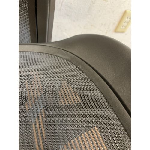 Herman Miller (ハーマンミラー) ワークチェアー ブラック 443 AERAER1B23DW アーロンチェア リマスタード Ｂサイズ