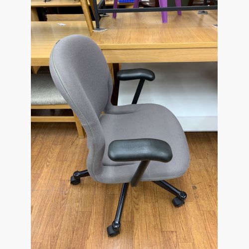 Herman Miller (ハーマンミラー) ワークチェアー グレー 1人掛け 座面ヨゴレ有