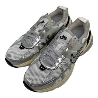 NIKE (ナイキ) V2K RUN レディース SIZE 23cm シルバー FD0736-100