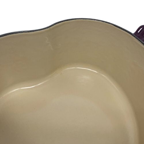 LE CREUSET (ルクルーゼ) ハートココット パープル