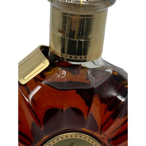 レミーマルタン (REMY MARTIN) コニャック エクスクルーシブリミテッドエディション 22502/25000 700ml 箱付 XO 未開封 カンヌ映画祭25000本限定