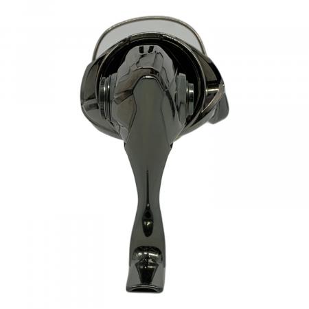 SHIMANO (シマノ) スピニングリール C3000 18STELLA｜トレファクONLINE