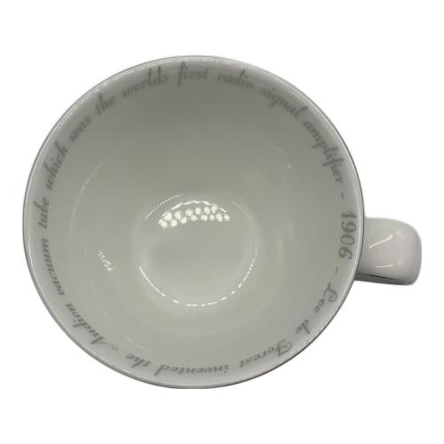 Wedgwood (ウェッジウッド) カップ&ソーサー 250周年記念