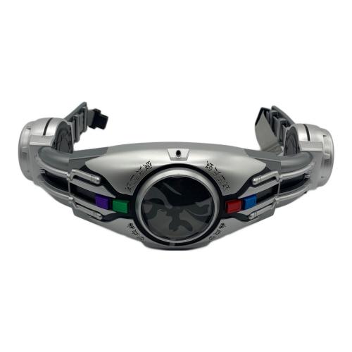 BANDAI (バンダイ) 変身ベルト @ COMPLETE SELECTION MODIFICATION 動作確認済み 仮面ライダークウガ