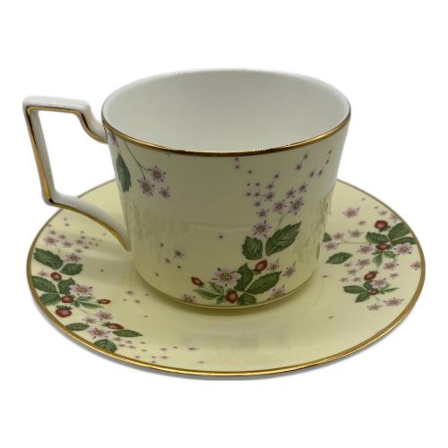 Wedgwood (ウェッジウッド) カップ&ソーサー ワイルドストロベリーブルーム