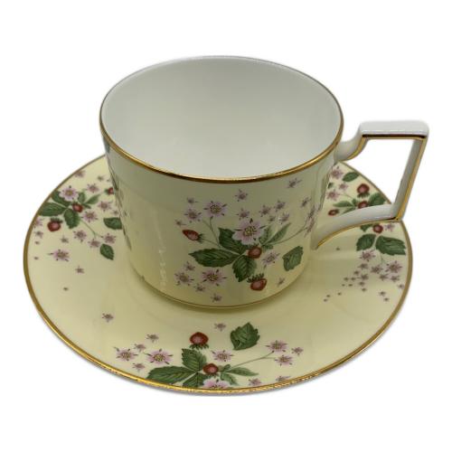 Wedgwood (ウェッジウッド) カップ&ソーサー ワイルドストロベリーブルーム