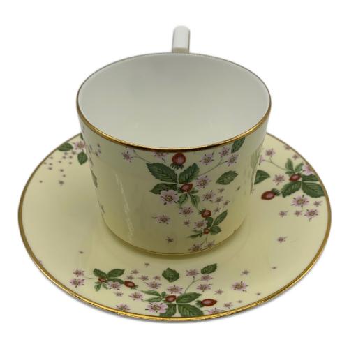 Wedgwood (ウェッジウッド) カップ&ソーサー ワイルドストロベリーブルーム