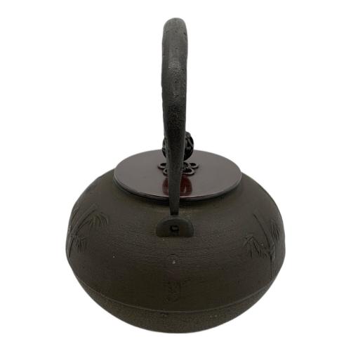 南部鉄器 (ナンブテッキ) 鉄瓶