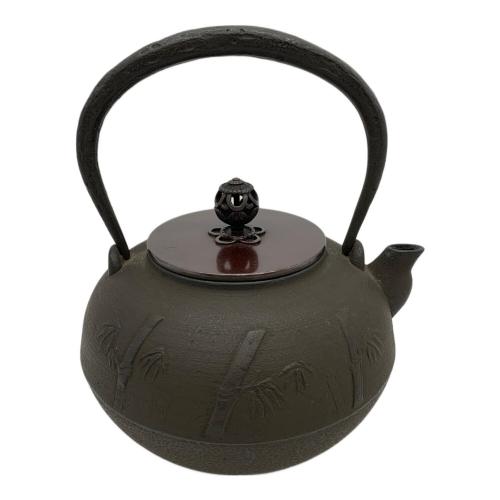 南部鉄器 (ナンブテッキ) 鉄瓶