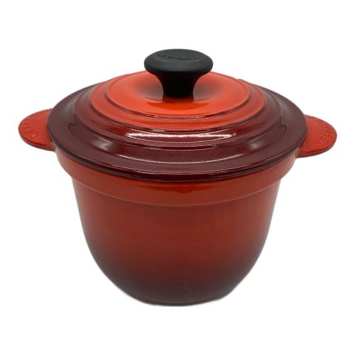 LE CREUSET (ルクルーゼ) ココット・エブリィ 18 レッド