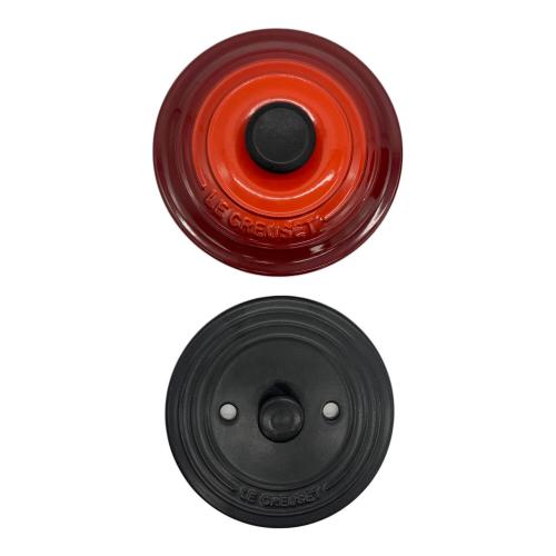 LE CREUSET (ルクルーゼ) ココット・エブリィ 18 レッド
