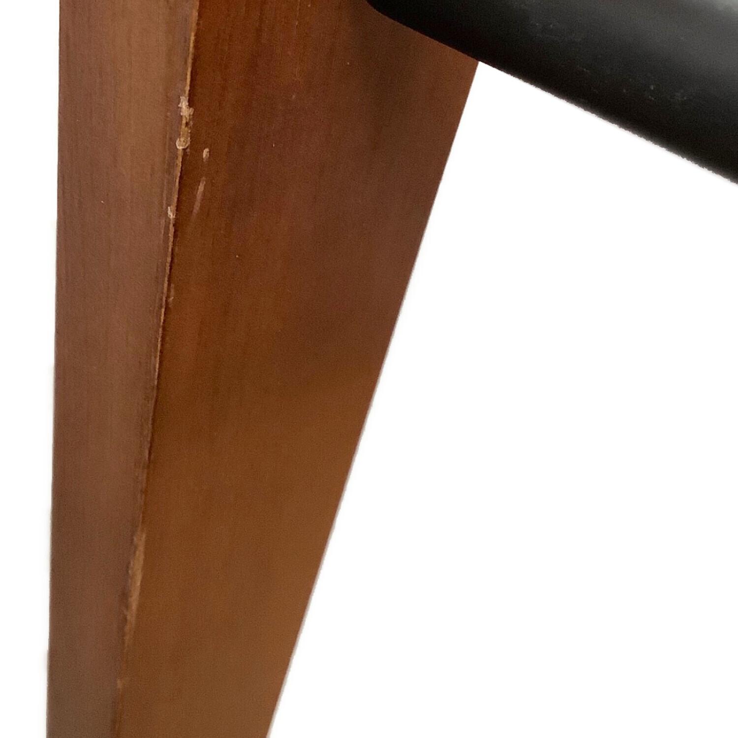 niko and  FURNITURE & SUPPLY (ニコアンド ファニチャーアンド