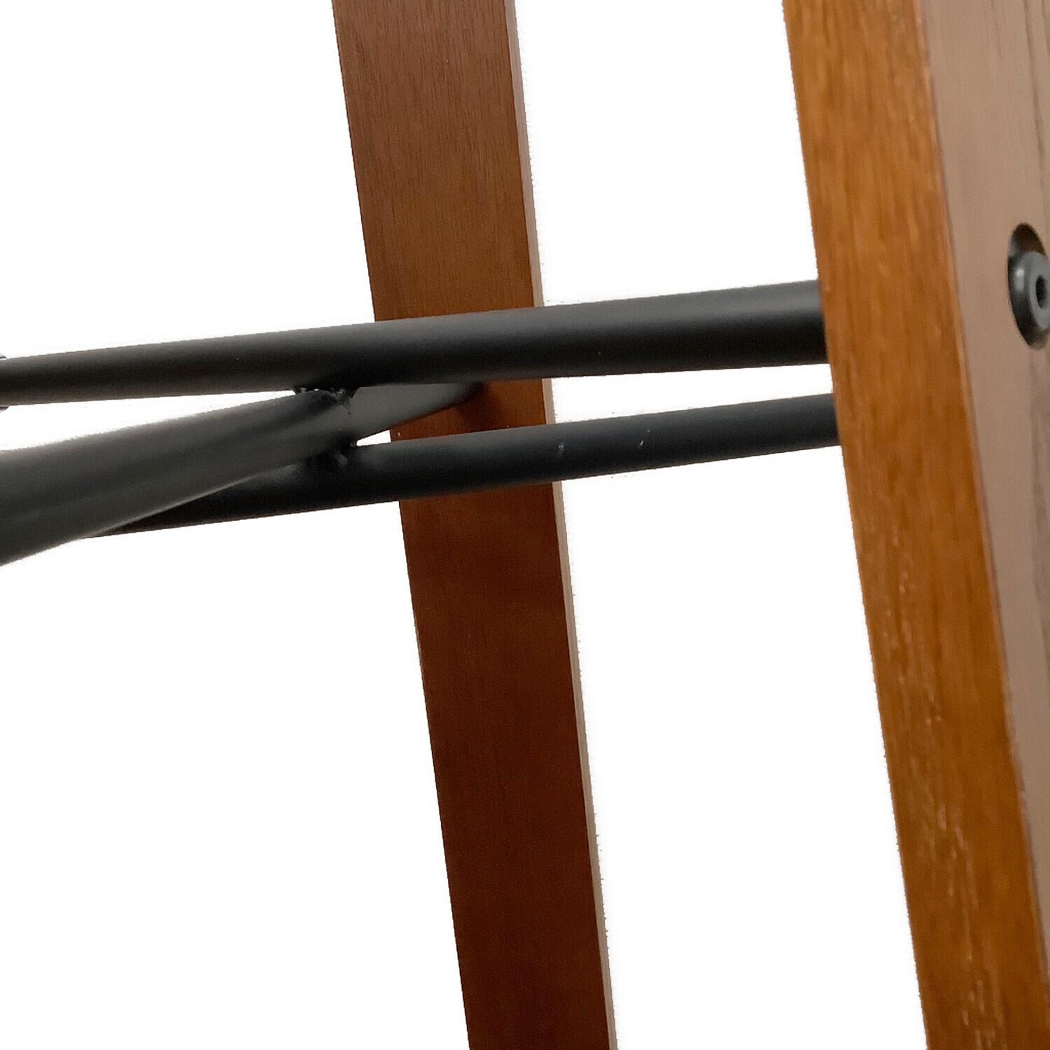 niko and  FURNITURE & SUPPLY (ニコアンド ファニチャーアンド