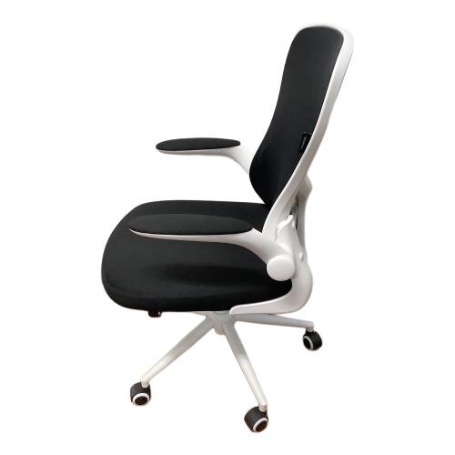 ワークチェアー 157 ブラック×ホワイト