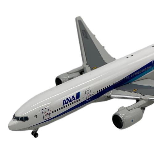 ANA (ソノタブランド) ボーイング 777-3281/ER JA703A 模型 1/400スケール @ Limited Edition