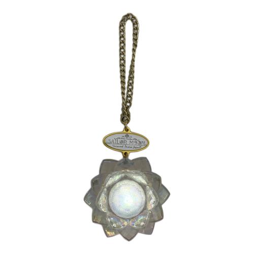 UNIVERSAL STUDIOS JAPAN (ユニバーサルスタジオジャパン) ライティングチャーム セーラームーン幻の水晶