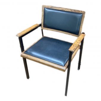 イス ブラウン×ブラック