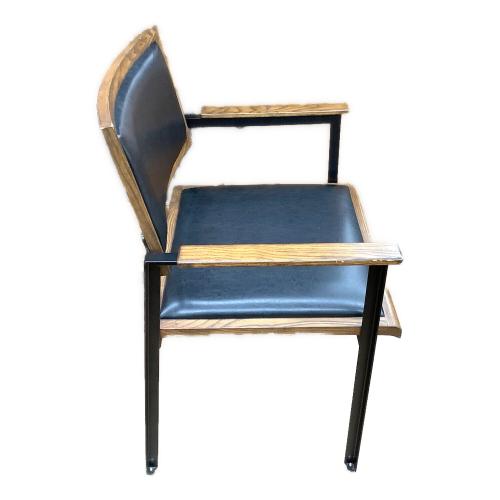 イス ブラウン×ブラック